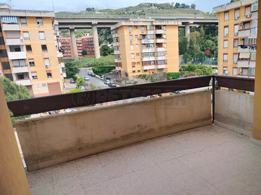 Immagine 11 di Quadrilocale in vendita  in Via Rocco Chinnici 14 a Messina