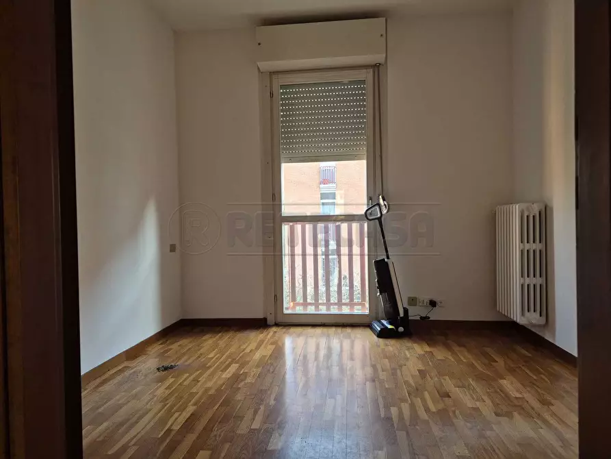 Immagine 11 di Trilocale in affitto  a Bergamo