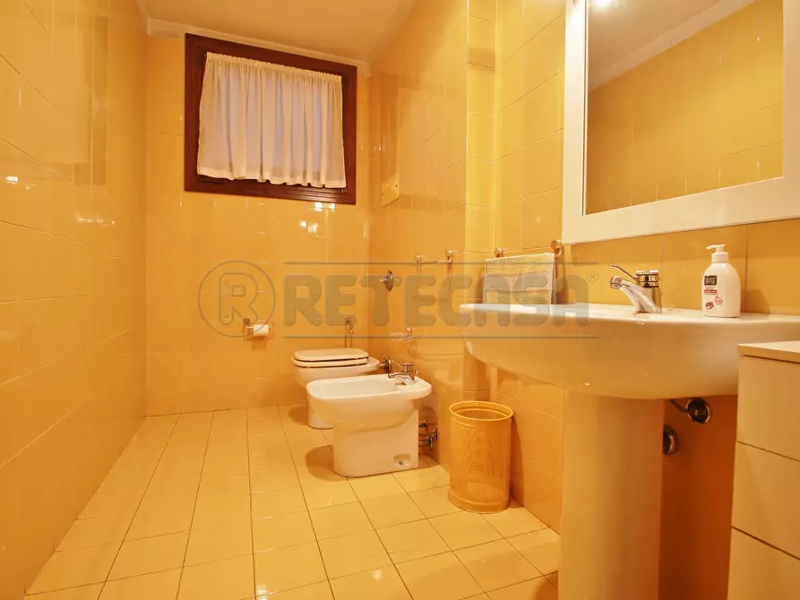 Immagine 49 di Villa in vendita  in VIA GIACOMO LEOPARDI 2 a Arzignano