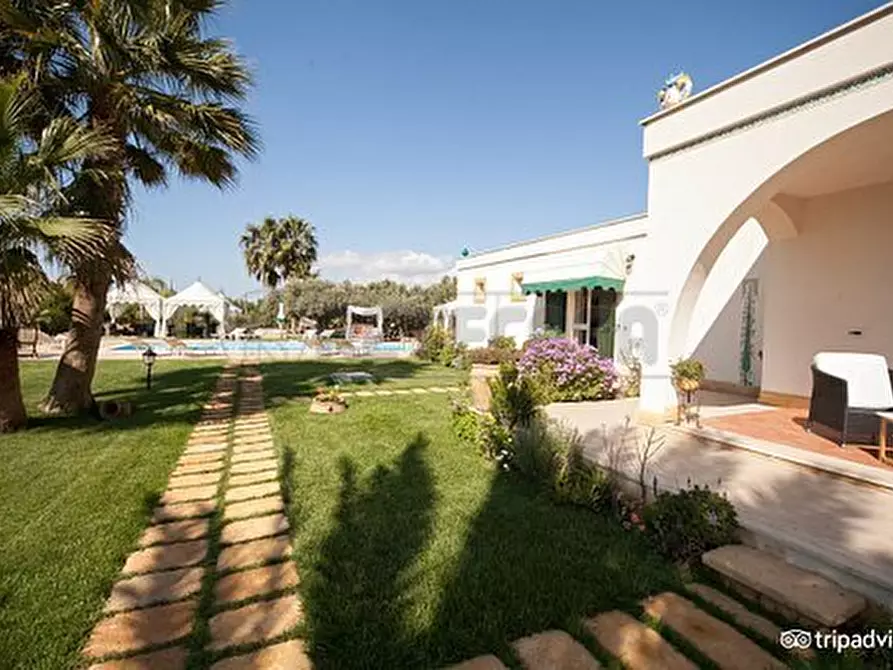 Immagine 90 di Villa in vendita  a Castelvetrano