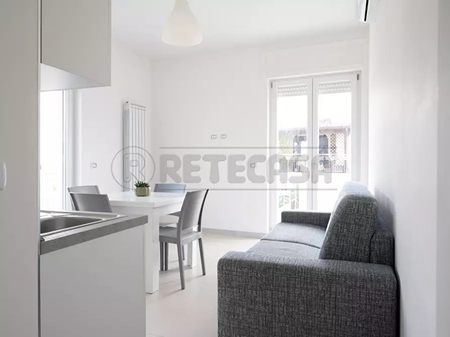 Immagine 1 di Bilocale in vendita  in Via II Giugno 7 a Nardo'