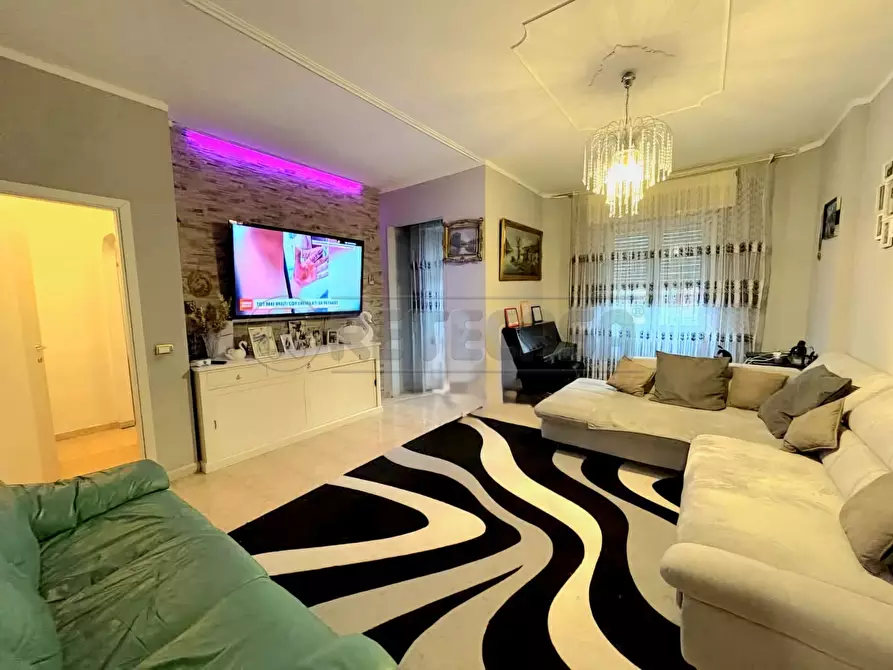 Immagine 1 di Trilocale in vendita  in Via Carlo Vittori a Cremona