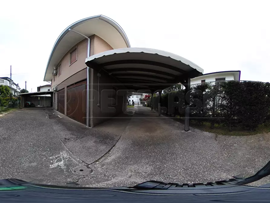 Immagine 19 di Bilocale in affitto  in Via T. Dal Molin a Creazzo