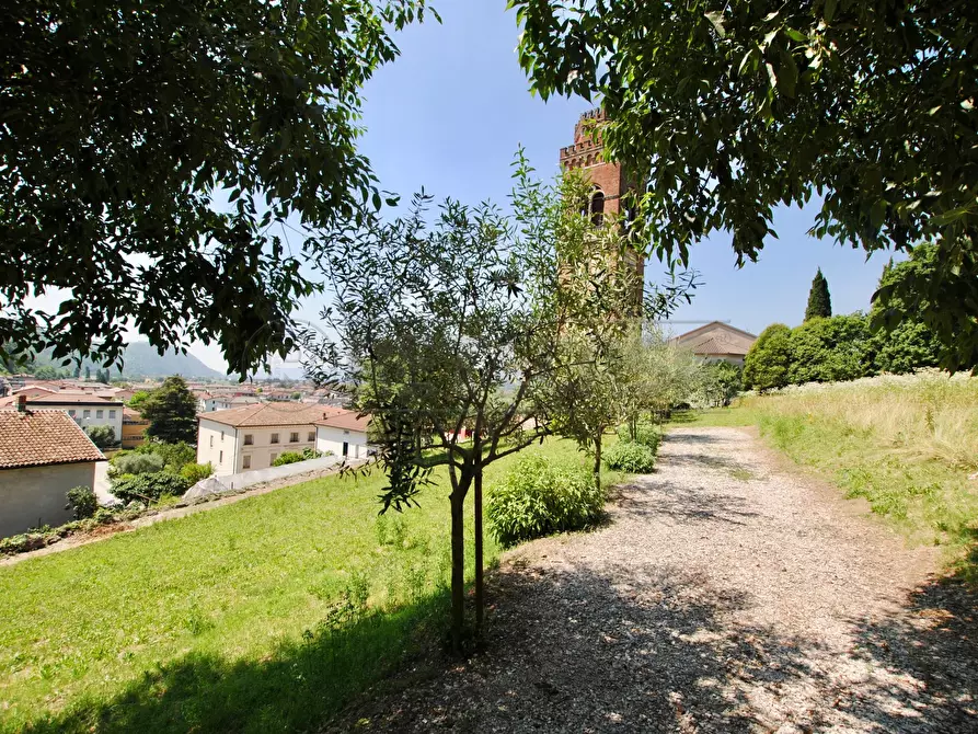 Immagine 3 di Terreno edificabile in vendita  in via castello SNC a Castelgomberto