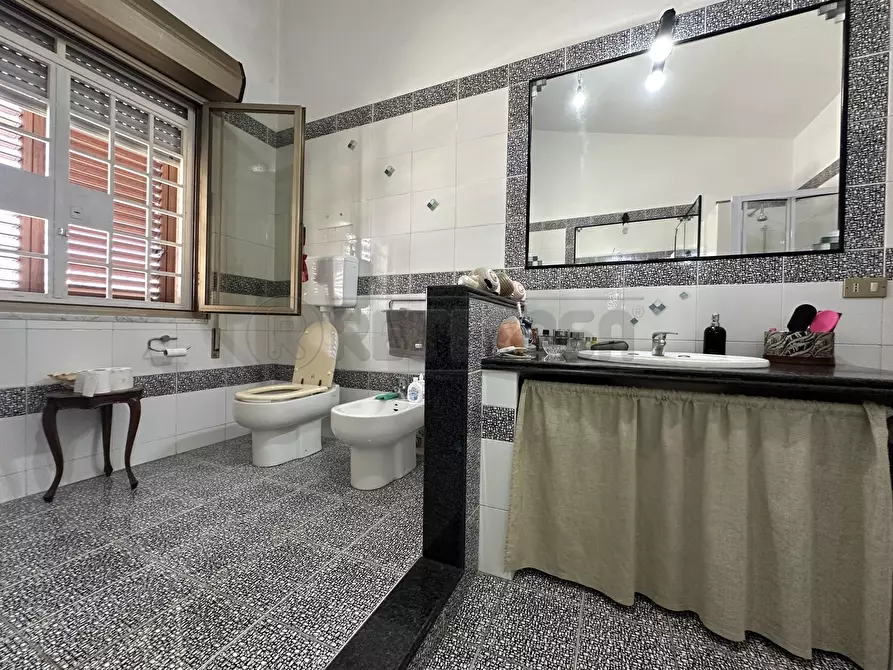 Immagine 36 di Villa in vendita  a Campobello Di Mazara