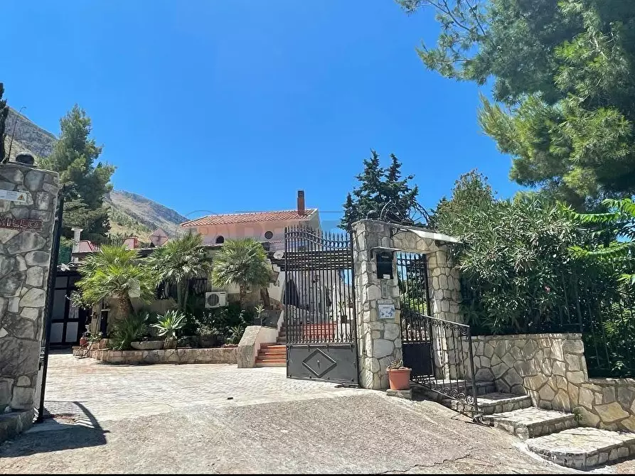 Immagine 49 di Villa in vendita  a Castellammare Del Golfo