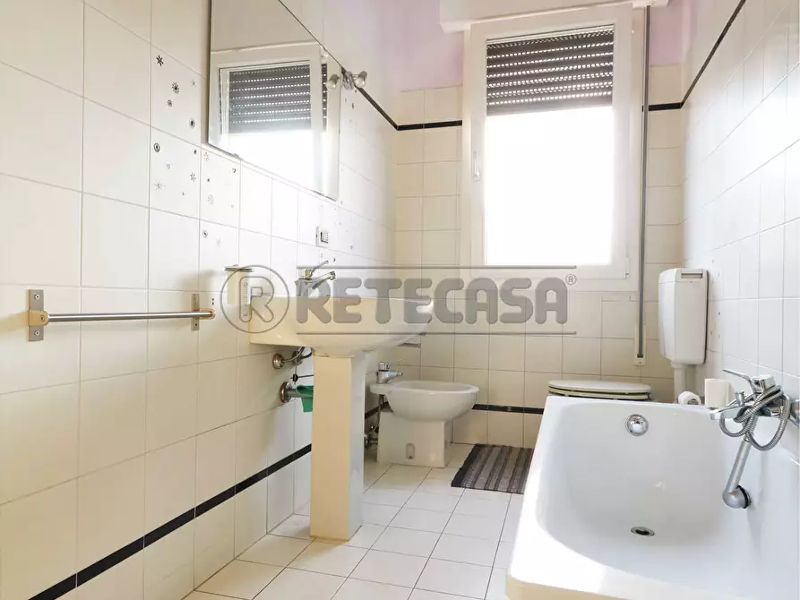 Immagine 29 di Stanza singola in affitto  a Vicenza