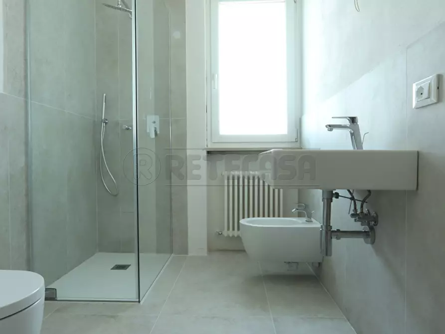 Immagine 22 di Attico in affitto  in Via Cimone 9 a Vicenza