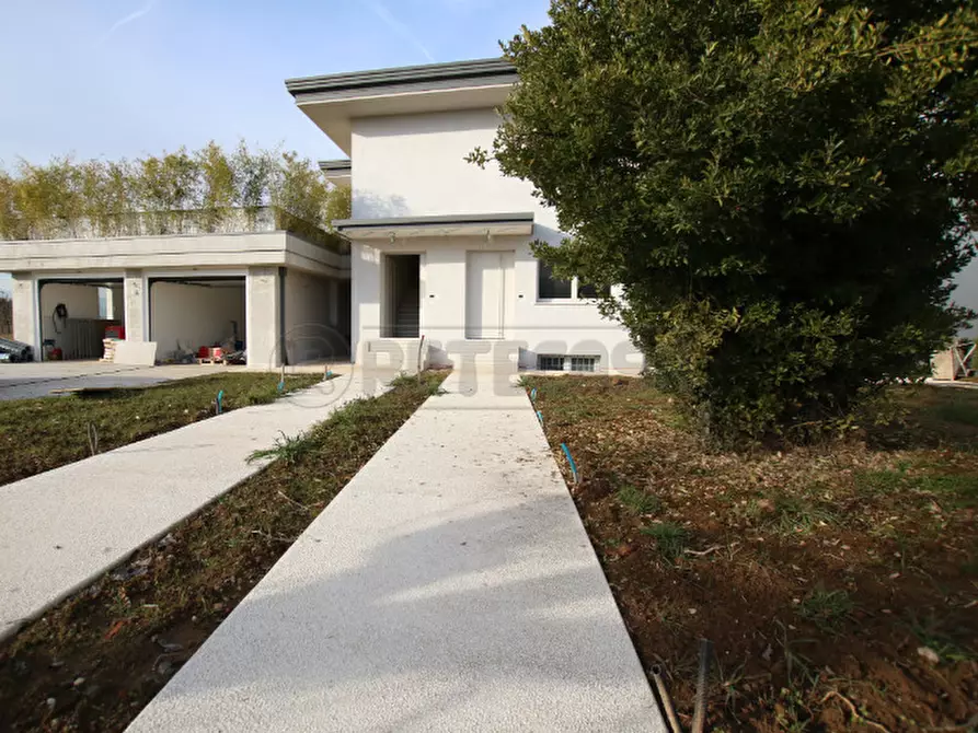 Immagine 4 di Porzione di casa in vendita  a Caldogno