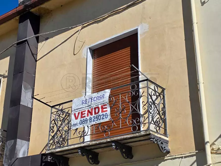 Immagine 11 di Casa semindipendente in vendita  a Mercato San Severino