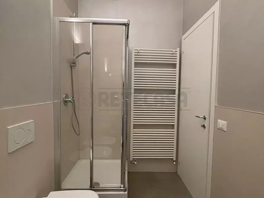 Immagine 13 di Bilocale in affitto  a Orio Al Serio