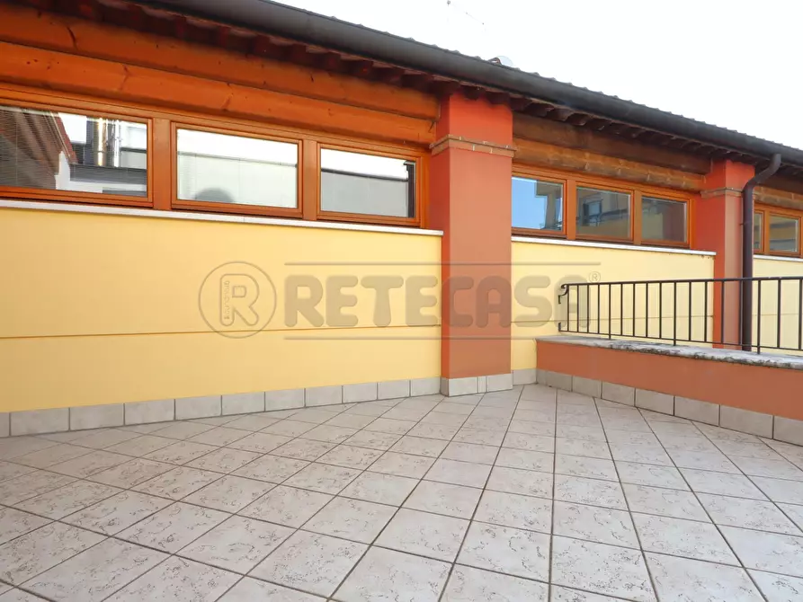 Immagine 11 di Ufficio in affitto  in Via Vittorio Veneto 17 a Camisano Vicentino