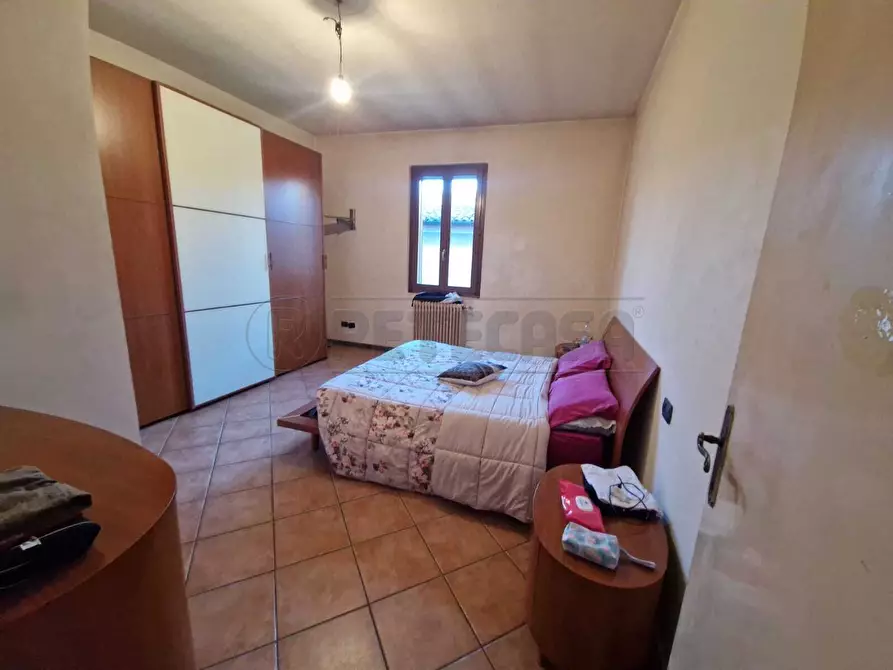 Immagine 8 di Trilocale in vendita  in Via Guglielmo Marconi a Grumello Cremonese Ed Uniti