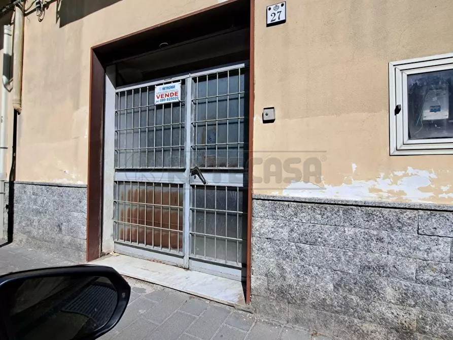 Immagine 1 di Locale commerciale in vendita  a Mercato San Severino