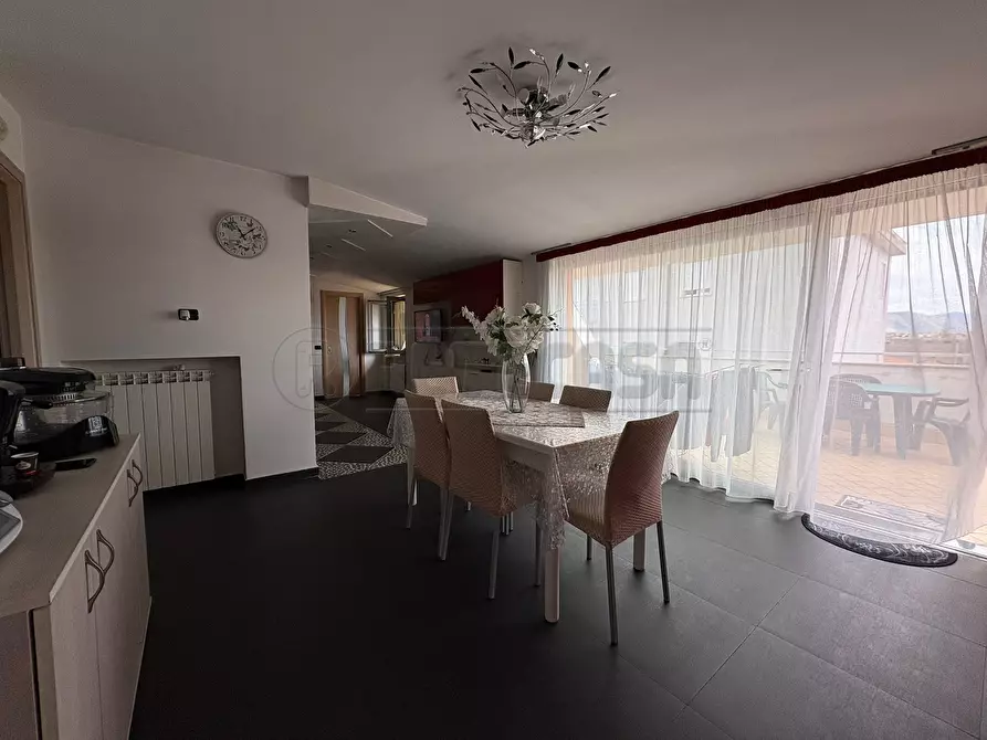 Immagine 73 di Mansarda in vendita  in Via Nicola Gaglione a Marcianise