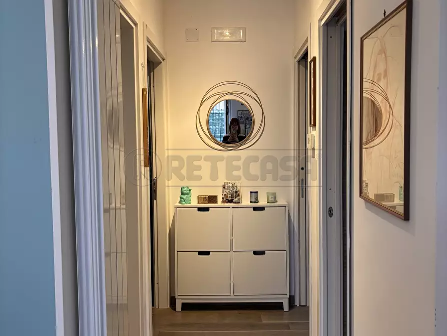 Immagine 12 di Trilocale in affitto  in Via Alberto Bolognetti 6 a Salerno