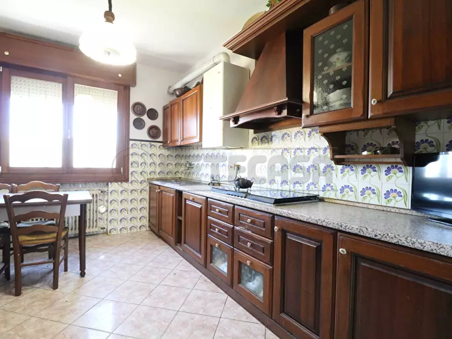 Immagine 3 di Trilocale in vendita  in Via Alcide de Gasperi 7 a Bondeno