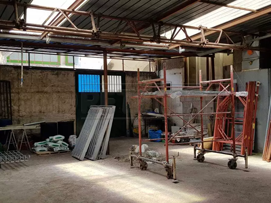 Immagine 18 di Magazzino in affitto  in Via Busacca 5 a Marcianise