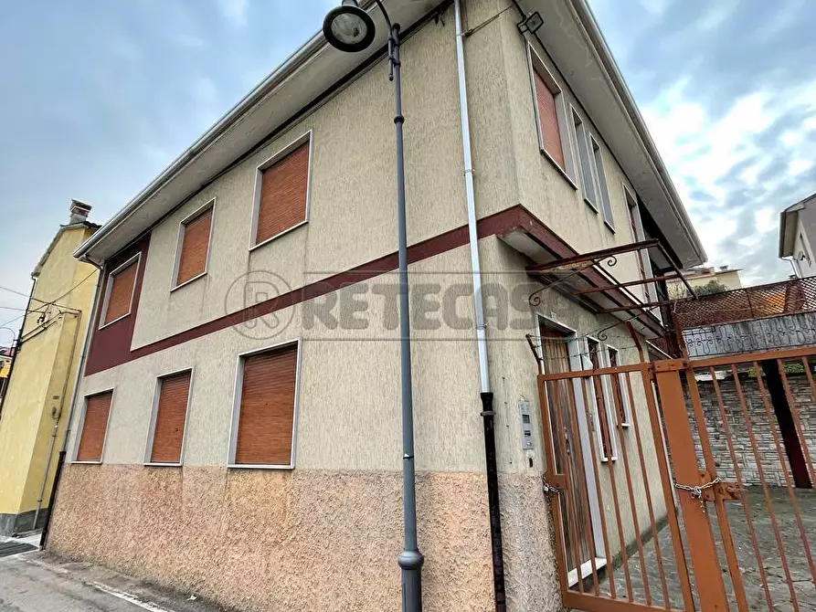 Immagine 2 di Casa indipendente in vendita  a Montorso Vicentino
