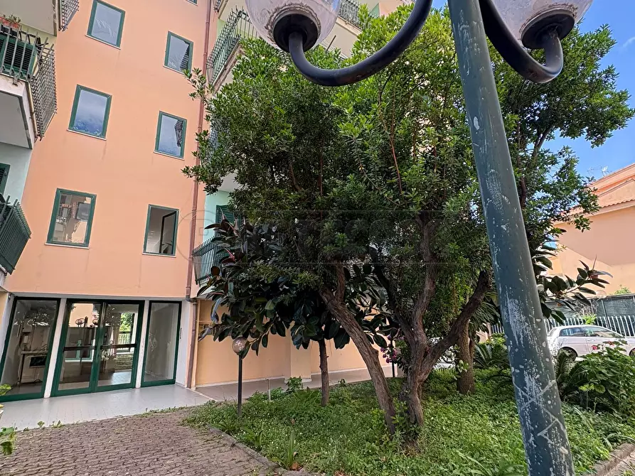 Immagine 12 di Pentalocale in vendita  in Via de Sanctis a Marcianise