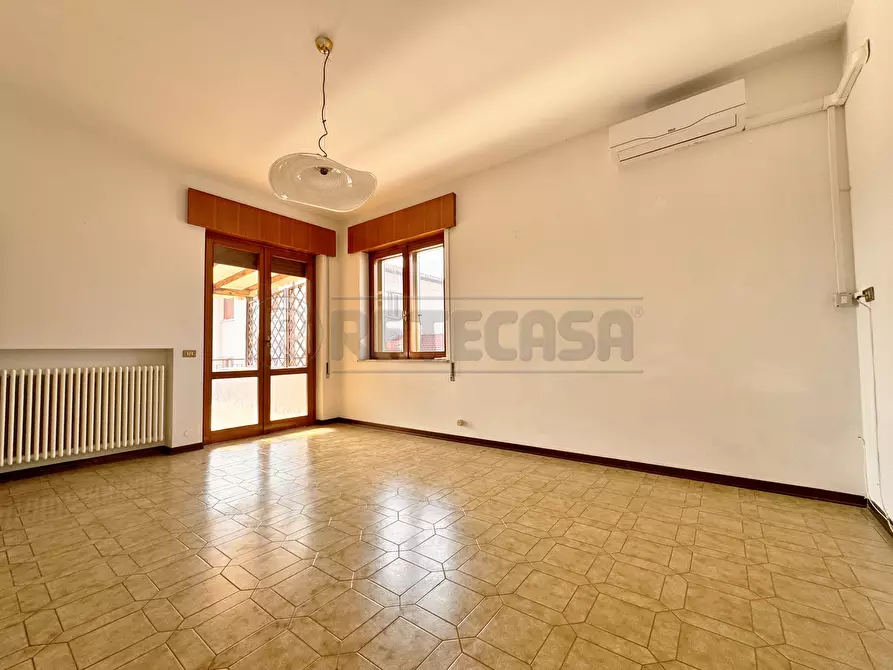 Immagine 7 di Appartamento in vendita  in Via Trieste 17 a Castelgomberto