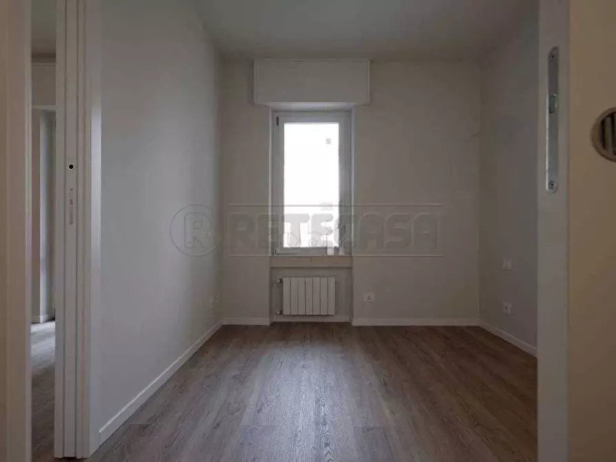 Immagine 2 di Appartamento in vendita  a Bergamo