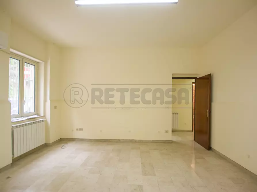 Immagine 16 di Trilocale in vendita  in Via Francesco Todaro 3 a Messina