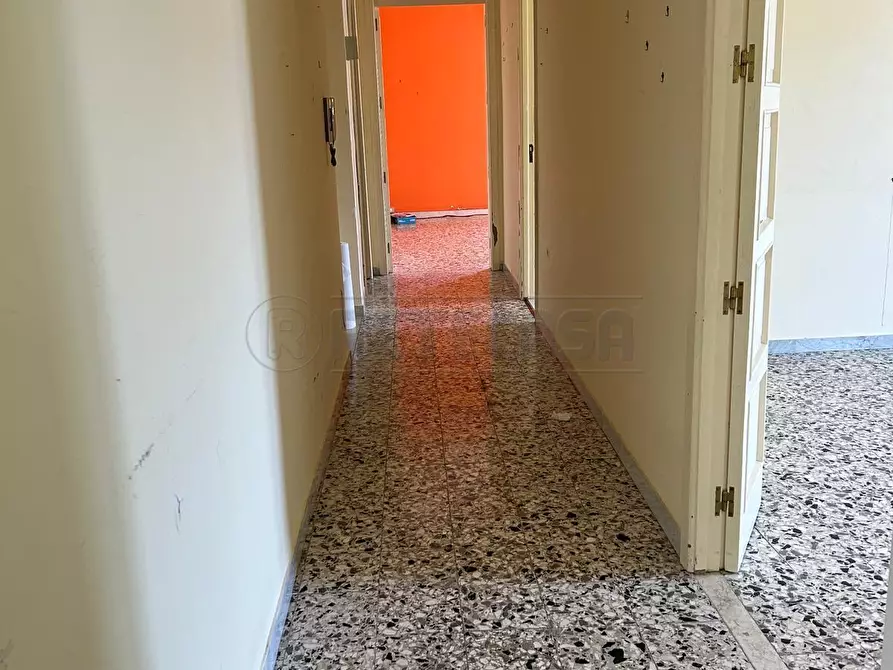 Immagine 11 di Appartamento in vendita  in VIA VAL D'AOSTA 19 a Caltanissetta
