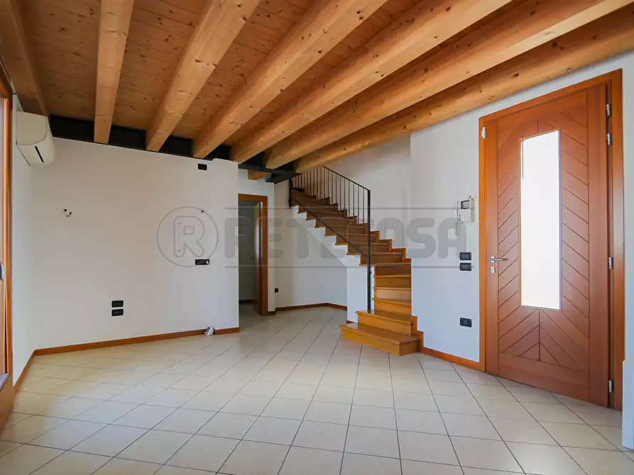 Immagine 2 di Appartamento in vendita  in Via Papa Luciani 249 a Bolzano Vicentino