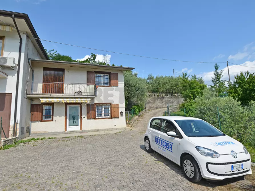 Immagine 1 di Casa semindipendente in vendita  in Via Pederiva 31 a Castelgomberto