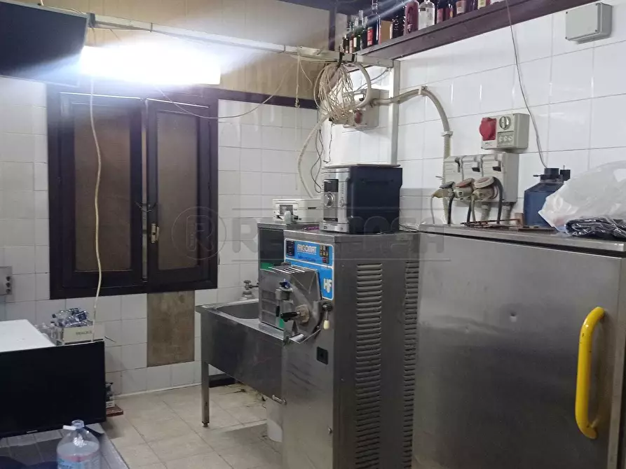 Immagine 12 di Bar / Ristorante in vendita  a Mazara Del Vallo