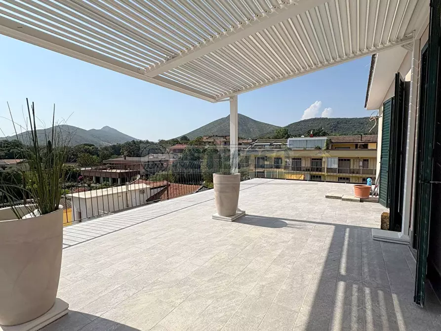 Immagine 1 di Attico in vendita  in Via Gennaro Tescione a Caserta