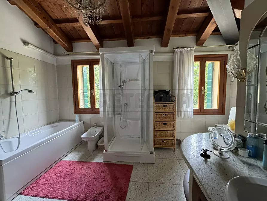 Immagine 30 di Villa in vendita  a Mirano