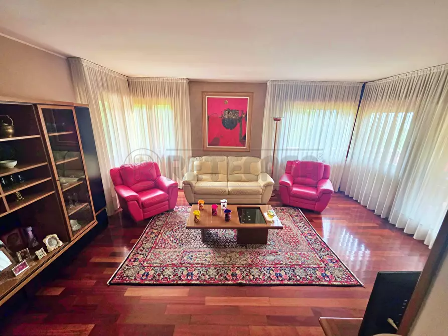 Immagine 4 di Villa in vendita  in Via Camillo Cavour 95 a Arzignano