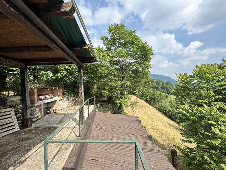 Immagine 3 di Magazzino in vendita  in Contrada Caneva di Sotto 52 a Recoaro Terme