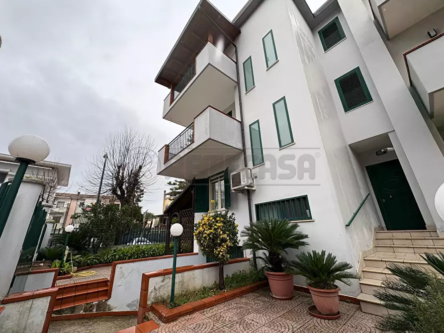 Immagine 46 di Villetta a schiera in vendita  in Via Giudice Falcone a Marcianise