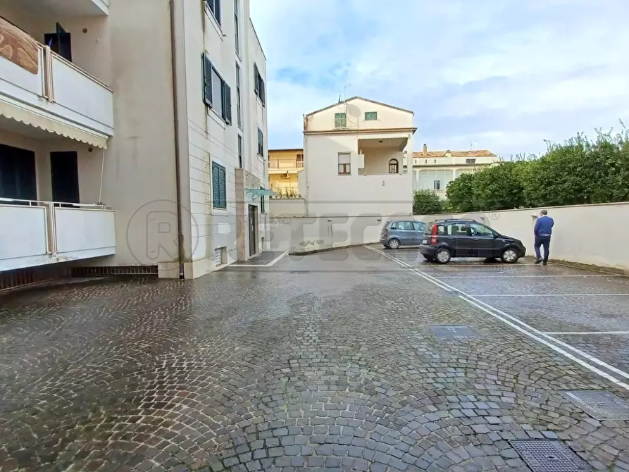 Immagine 13 di Pentalocale in affitto  in Via Padre Colombano a Capodrise