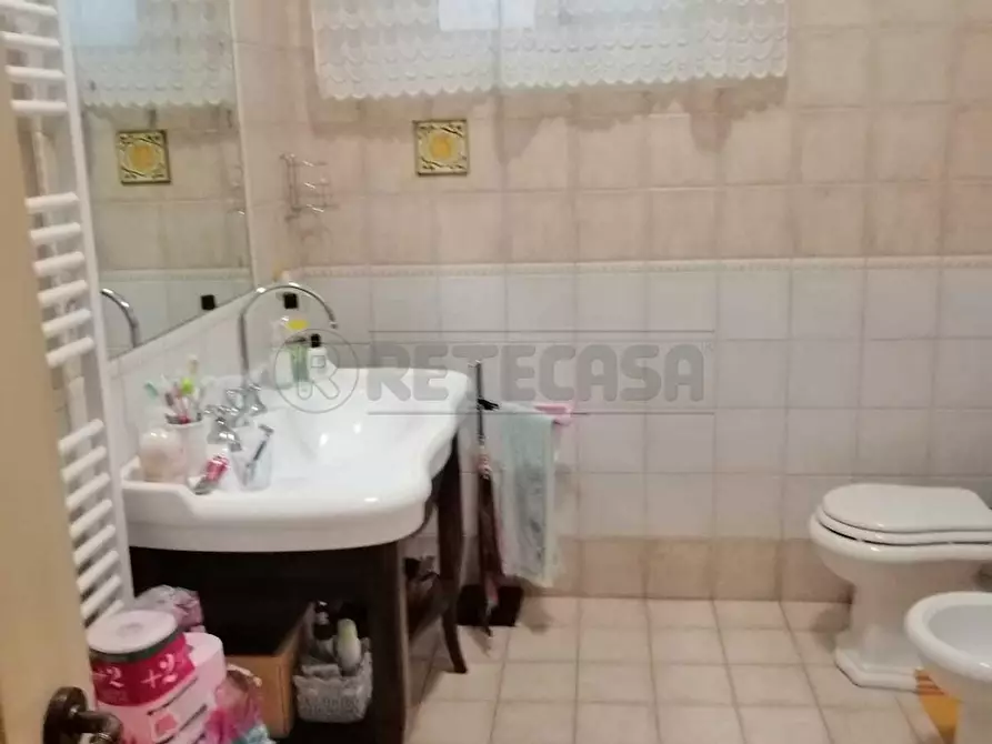 Immagine 10 di Trilocale in vendita  in via Napoleone Colajanni 118 a Caltanissetta