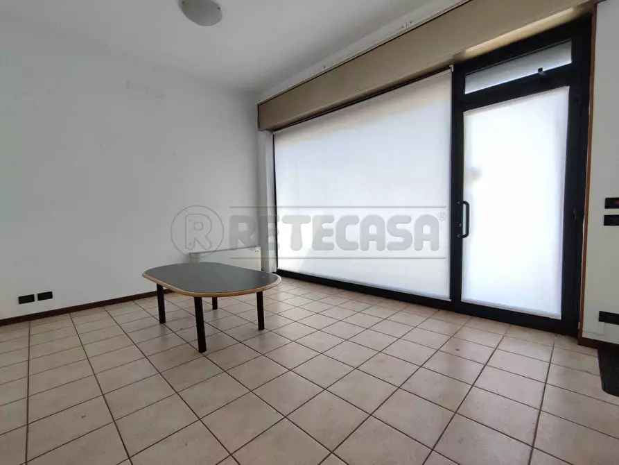 Immagine 4 di Locale commerciale in affitto  in Via Divisione Julia a Sarego
