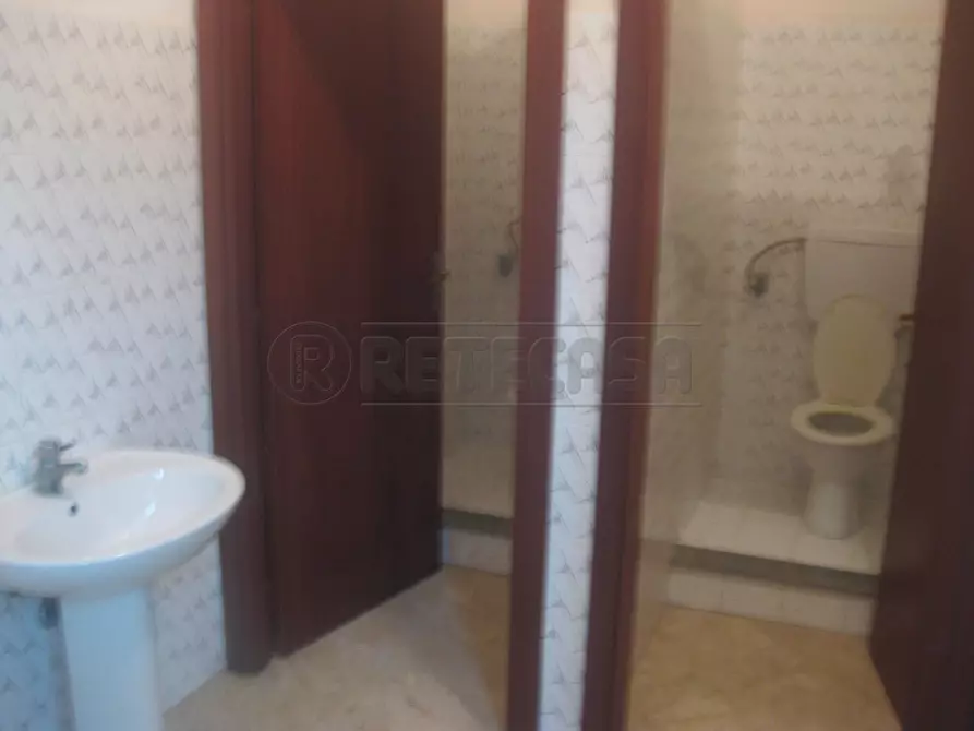 Immagine 10 di Locale commerciale in affitto  in Via Mons. Nicolò Audino a Mazara Del Vallo