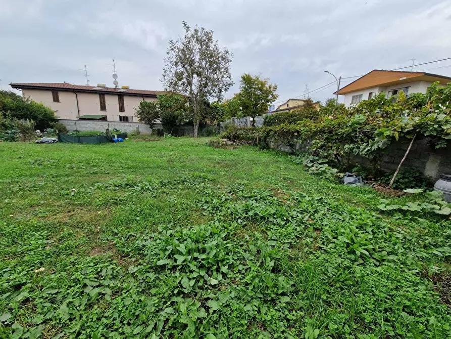 Immagine 8 di Terreno industriale in vendita  in Viale Europa a Acquanegra Cremonese