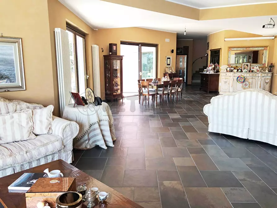 Immagine 6 di Villa in vendita  a Francavilla Al Mare