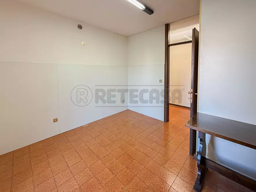 Immagine 10 di Trilocale in vendita  in Via Giacomo Puccini a Altavilla Vicentina