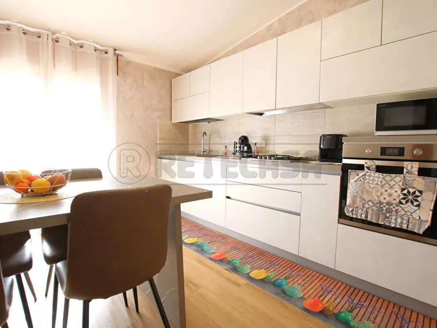 Immagine 8 di Bilocale in vendita  a Montegalda