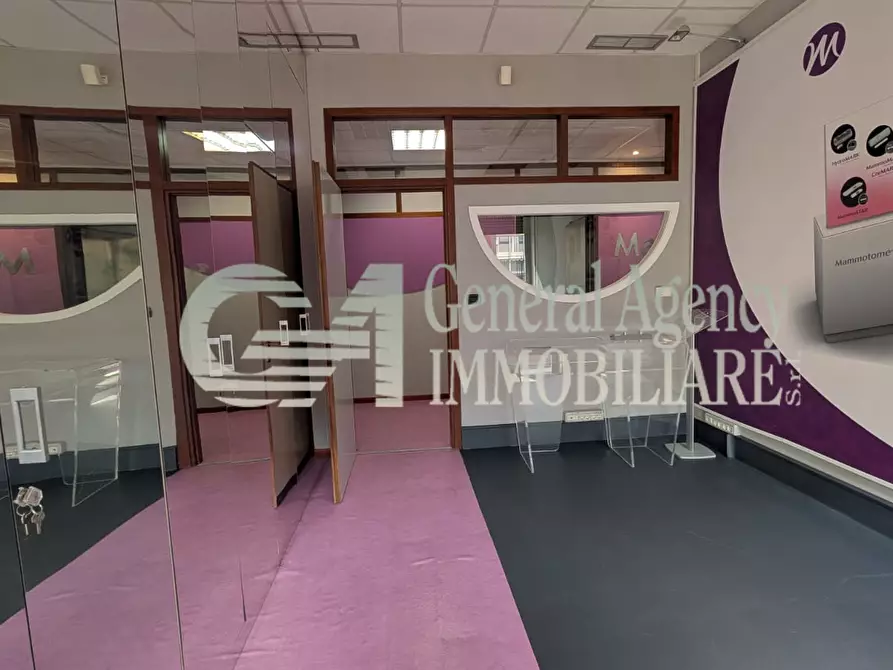 Immagine 45 di Ufficio in affitto  in VIALE DEL POGGIO FIORITO a Roma