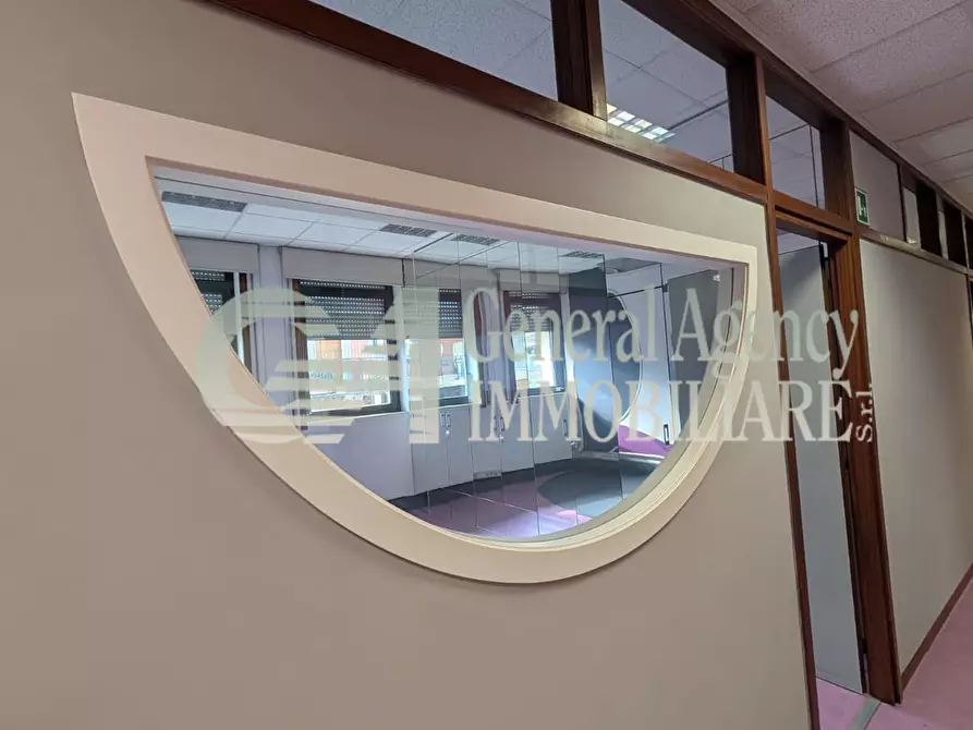 Immagine 47 di Ufficio in affitto  in VIALE DEL POGGIO FIORITO a Roma