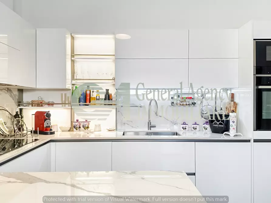 Immagine 11 di Villa in affitto  in Via Mario Mattoli a Roma