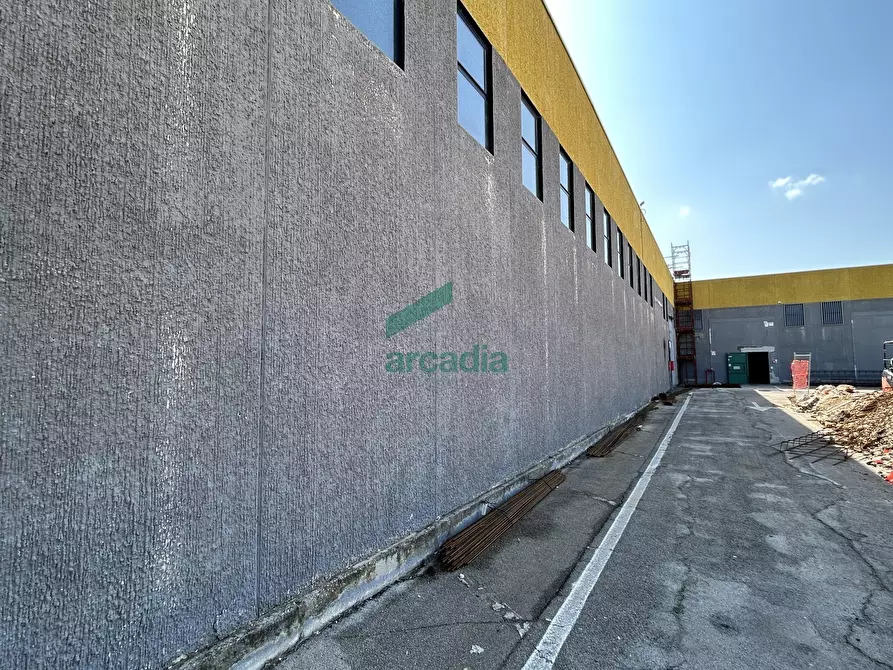 Immagine 20 di Attività artigianale in affitto  in SP231 98 a Terlizzi