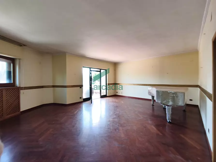 Immagine 37 di Villa in vendita  in Via Nazionale 8/H a Bari