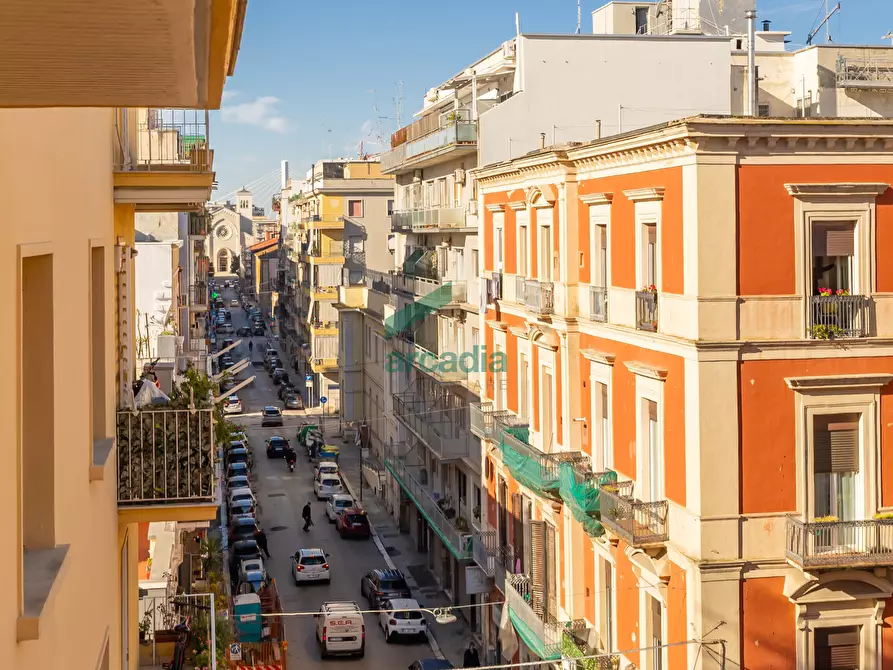 Immagine 19 di Trilocale in vendita  in Via Scipione Crisanzio 138 a Bari